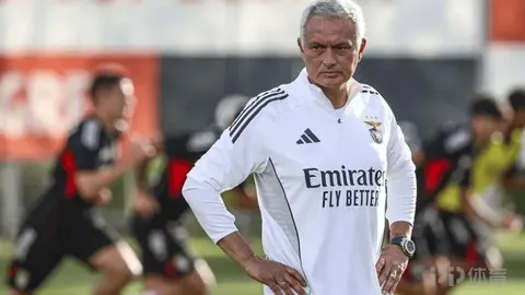 囧哥逆转夺冠，第4局独杆奇袭助力晋级8强，小钢炮被判罚4分